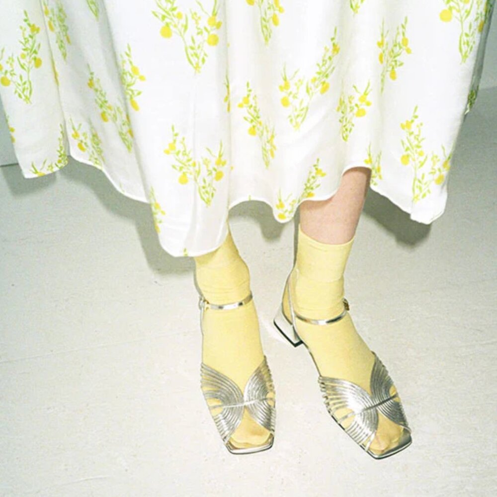 Brand New Suzanne Rae Silver 70's Low Sandal